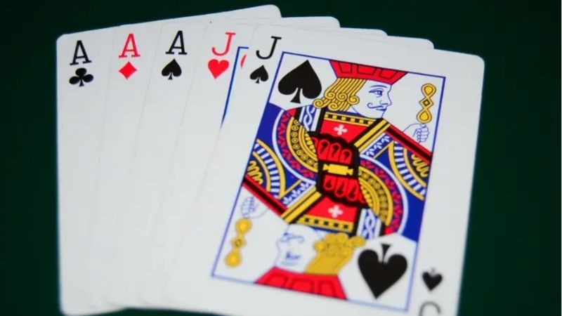 Cù Lũ có nghĩa là gì? Những game bài dùng Cù Lũ 4 Chơi bài cù lũ cực đơn giản với hướng dẫn tại SunwinSE